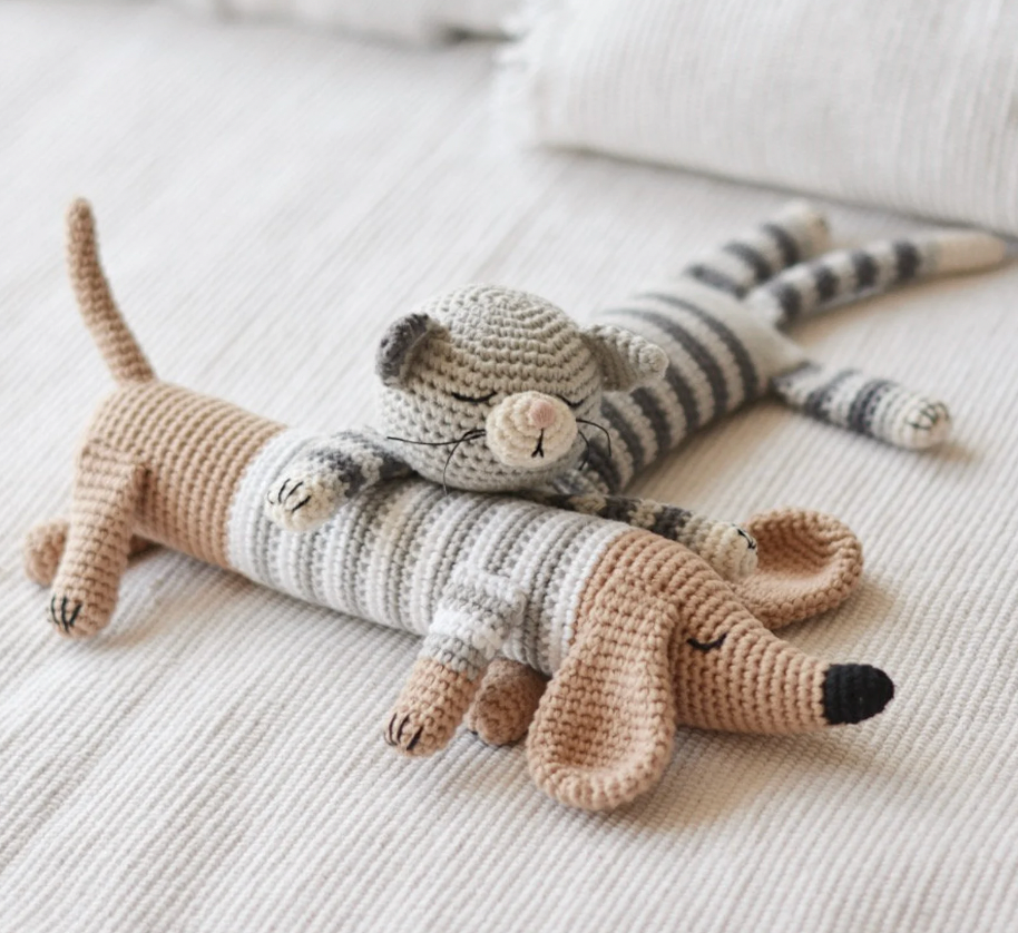 Cute Handmade Dachshund Dog  Crochet Knitted Amigurumi Toys for Baby Colorful Animal Kitting Stuffed dog Toy