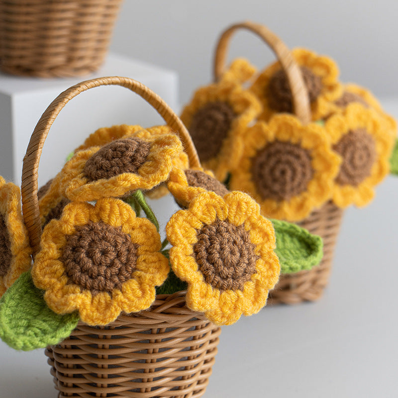 Handmade Knitted Sunflower Mini Flower Basket Finished Wool Simulation SUNFLOWER Potted Decoration Holiday Gift Stall
